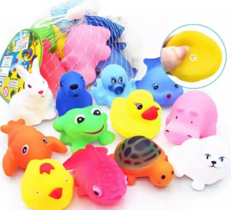 Set de 12 juguetes para el baño